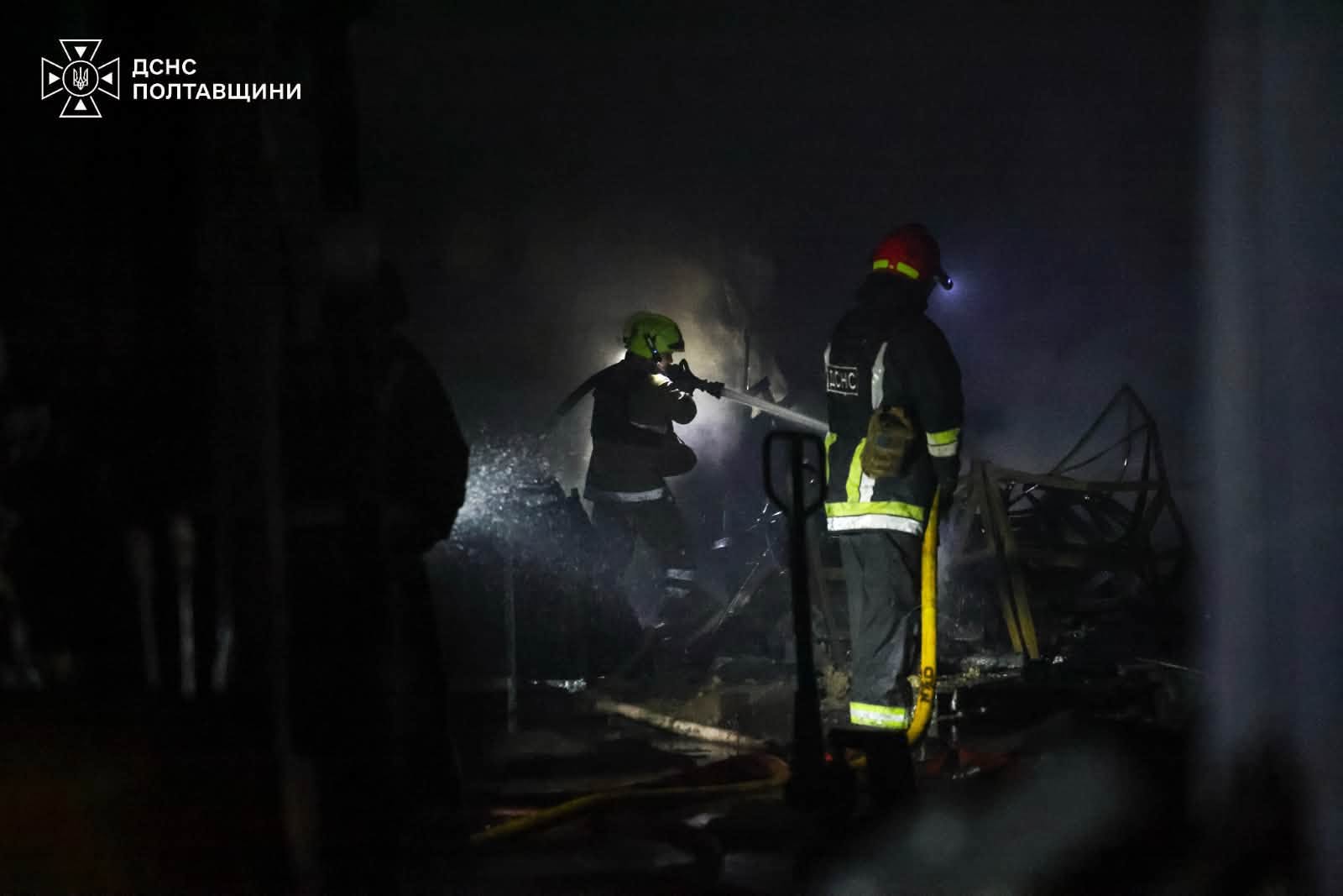 Наслідки атаки на термінал Нової пошти на Полтавщині