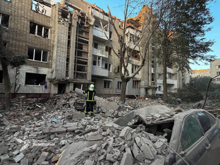 Жертви були на Дніпропетровщині, у Львові, Києві та інших регіонах: що відомо про наслідки нічної атаки по Україні