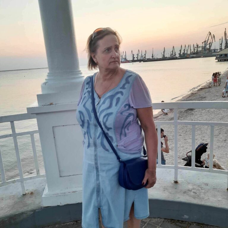 Не встигла навіть спуститися в укриття: вшануймо Світлану Корбут із Білозерського, яка загинула під час атаки на Київ