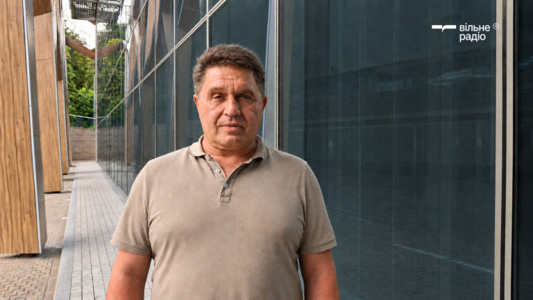 Начальник Мирноградской ВА Третьяк получил компенсацию за разрушенное жилье и вместе с родственниками купил квартиру в столице