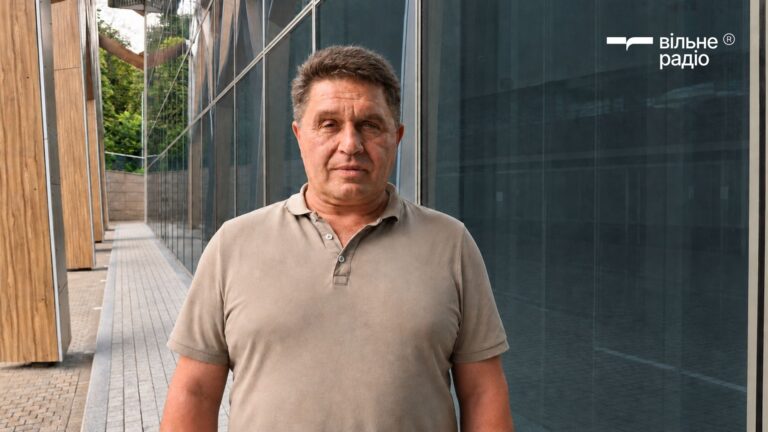 “Якщо будинок пошкоджений, а не зруйнований — що зробиш?”: очільник Мирноградської МВА про ситуацію в громаді та компенсації