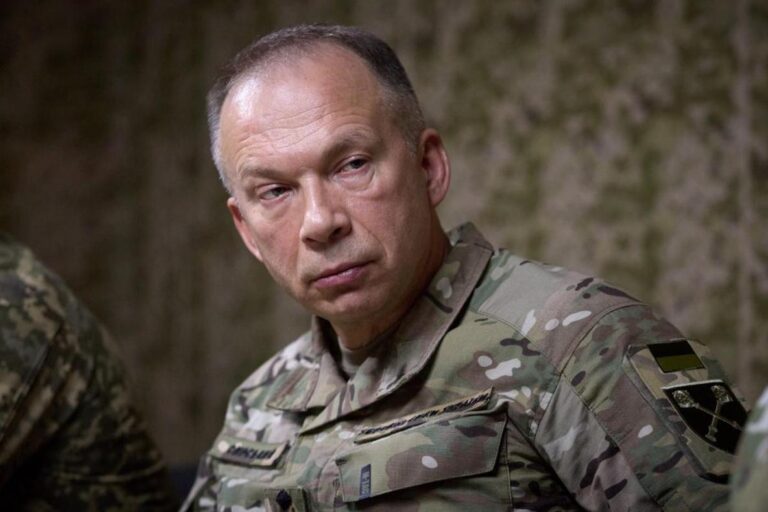 Бывший главнокомандующий ВСУ Александр Сырский прокомментировал свою отставку
