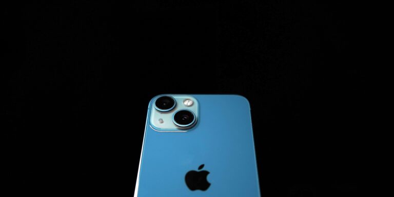 Народный выбор: почему решение купить б/у iPhone 13 остается самым практичным в Украине