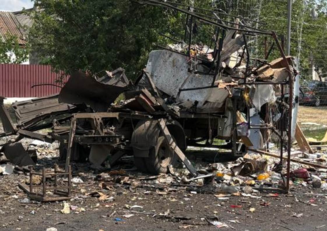Двоє людей загинули, троє поранені через російську атаку на Знаменівку 21 липня