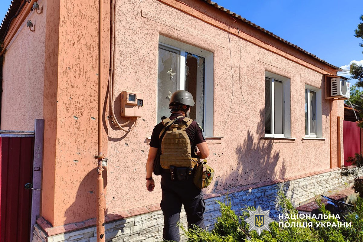 Пошкоджений житловий будинок у Краматорську після російських ударів по Донеччині 6 липня 2026 року.