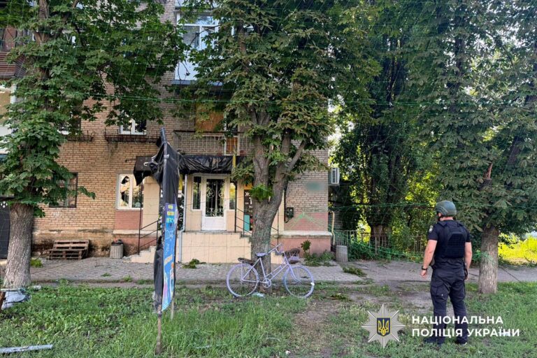 За добу на Донеччині загинули четверо людей, поранені ще семеро: як минуло 8 липня в регіоні (ЗВЕДЕННЯ)