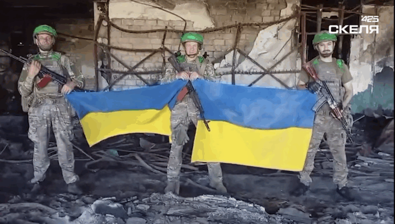 Бійці “Скелі” оприлюднили відео з українським прапором у Костянтинівці