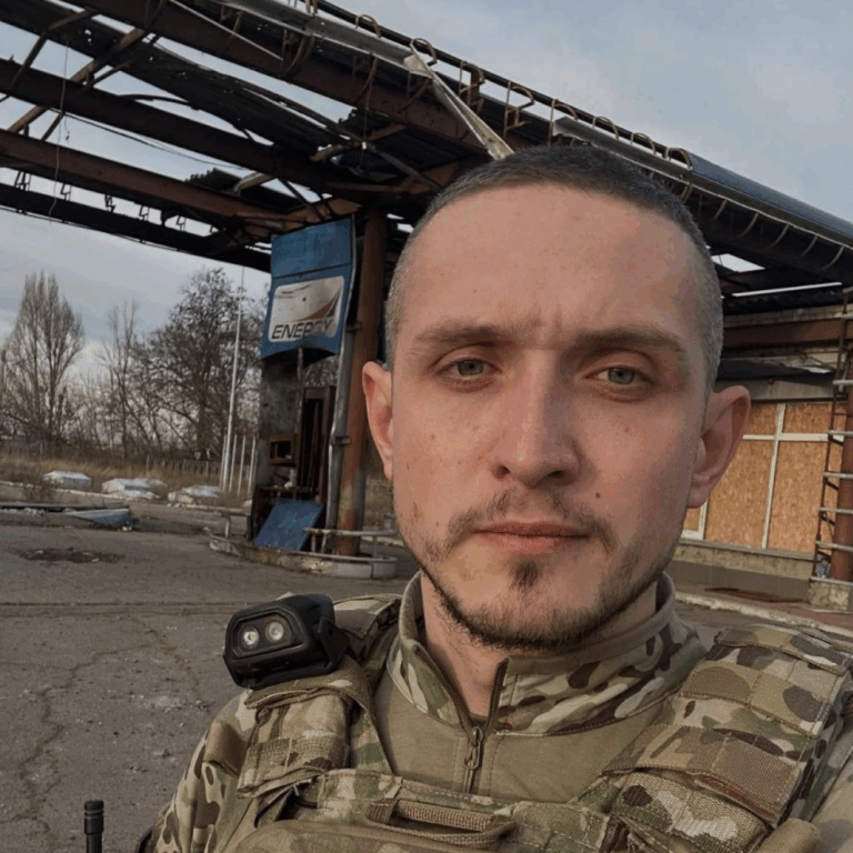 Про бойові виїзди казав лише “Усе добре”: згадаємо лейтенанта поліції Дениса Лозового