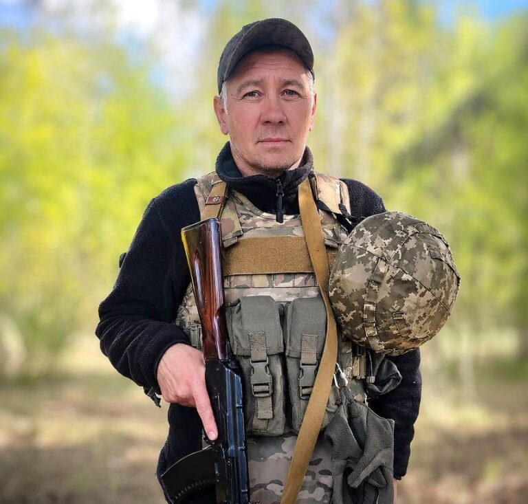 Разводил кроликов и сажал сады: вспомним Александра Зайца, который защищал Харьковскую область