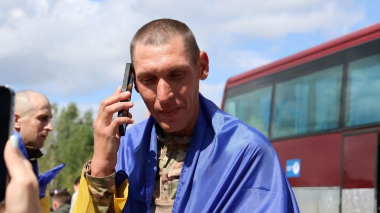 Украина и Россия провели обмен пленными по схеме «103 на 103»