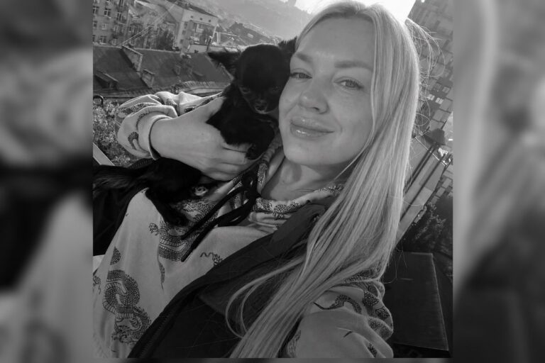 Не могла залишити Слов’янськ назовсім: згадаймо волонтерку Олену Полиніну, яка допомагала людям і тваринам