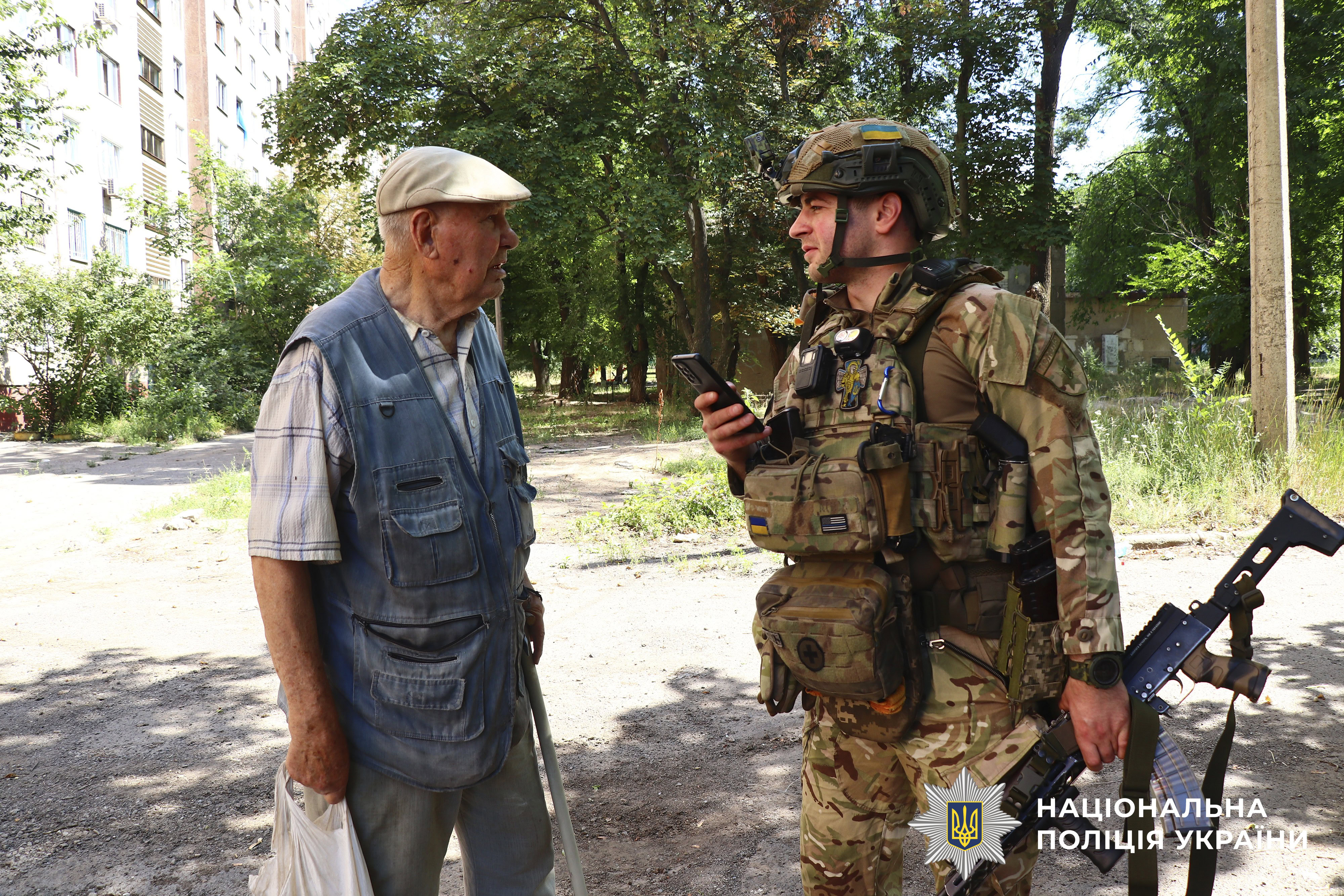 "Далі терпіти не можна": з прифронтової Дружківки евакуювали ще чотирьох людей