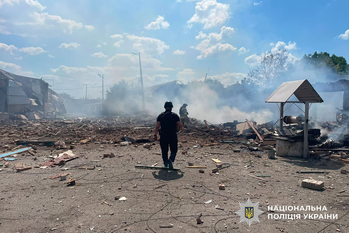 У Малотаранівці після російського удару загинула людина та пошкоджене авто