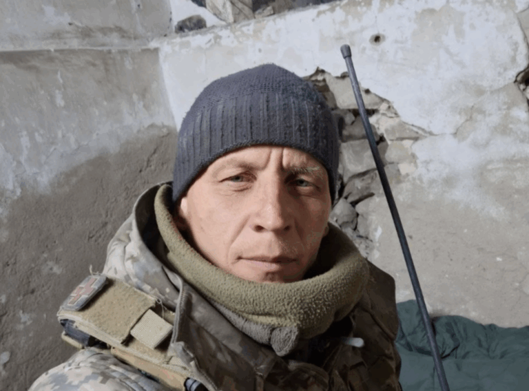 Врятував побратимів ціною власного життя: згадаймо Героя України Юрія Строна 