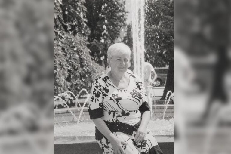 Не хотіла залишати місто, де похований чоловік: згадаймо пенсіонерку Катерину Гамулько, яка жила в Бахмуті