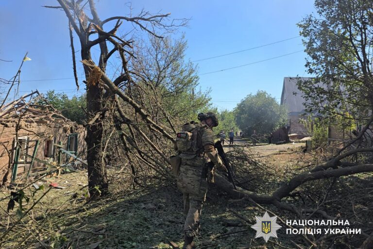 У Слов’янську загинула цивільна людина, у регіоні через обстріли — 10 поранених: як минуло 9 вересня на Донеччині (ЗВЕДЕННЯ)