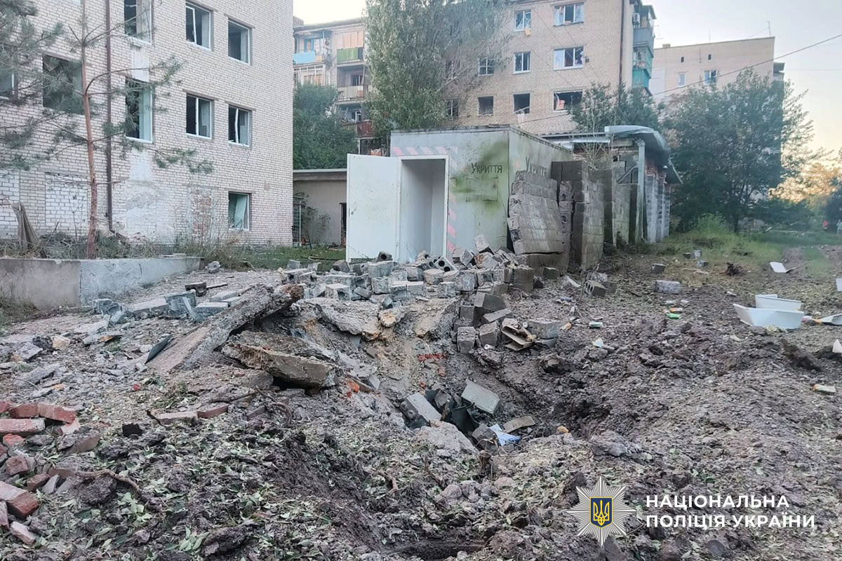 Пошкоджені будинки після ударів по Краматорську