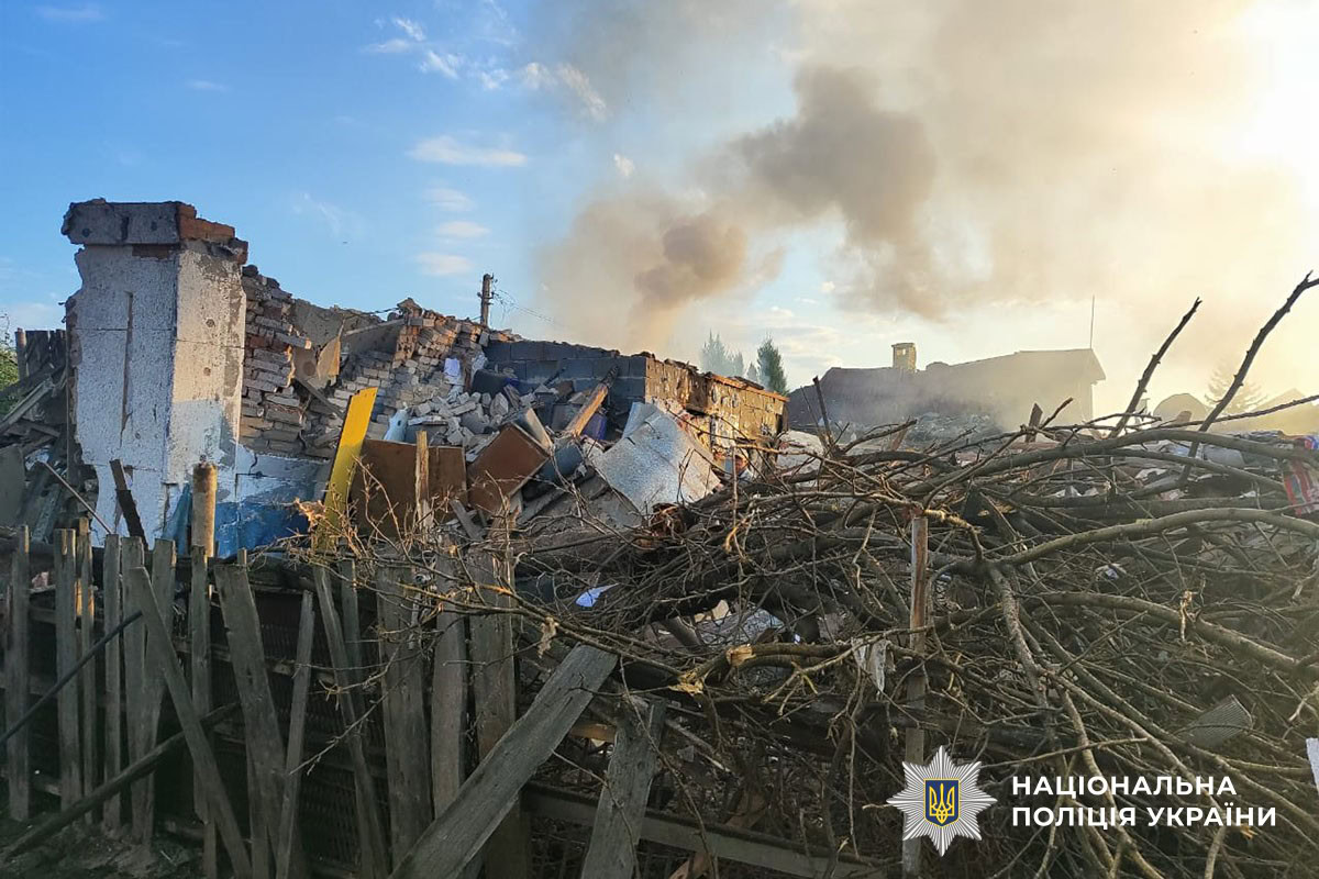 пошкоджені будинки після російської атаки на Слов’янськ 23 вересня