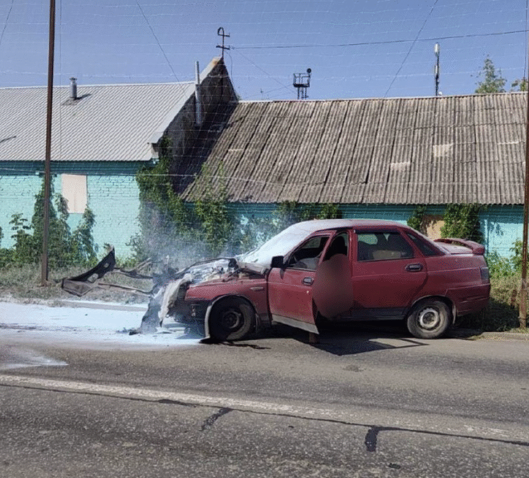У Краматорську росіяни тричі атакували цивільні авто: троє людей загинули, ще четверо поранені