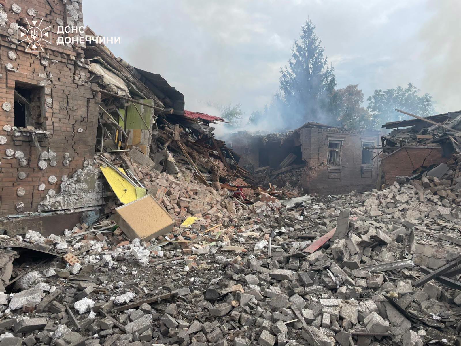 У Словʼянську дістали з-під завалів тіло загиблого через удар Росії по місту 17 жовтня