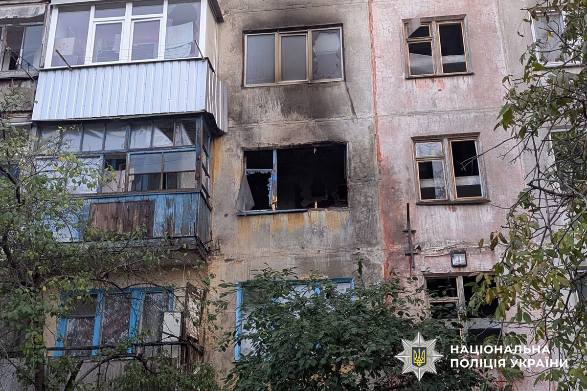 Разрушения жилых домов в Славянске после десяти российских атак за сутки