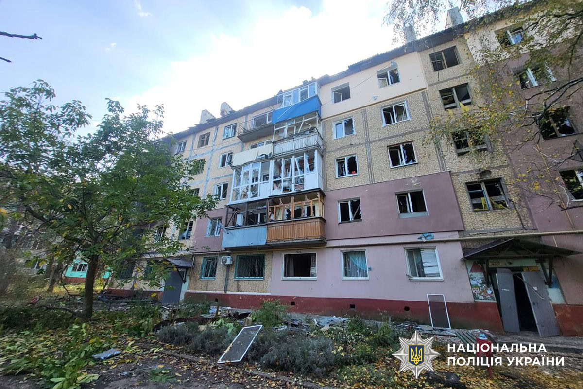 Російські FPV-дрони атакували Слов’янськ 20 жовтня — двоє поранених цивільних та пошкоджені будинок і авто