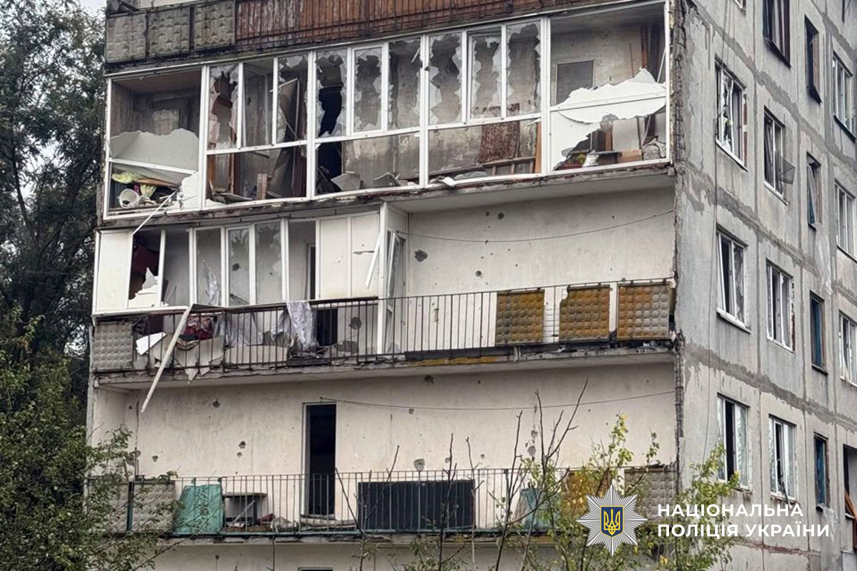 Наслідки обстрілу Краматорська 21–22 жовтня 2026 року — пошкоджені житлові будинки та загинула людина