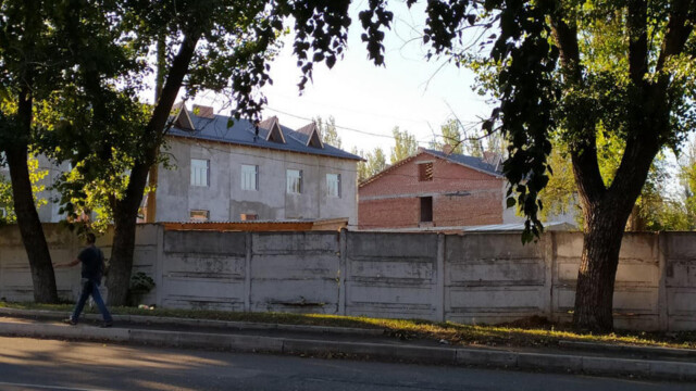 Які зараз, коли закінчать, скільки витратять: Топ-5 бахмутських довгобудів, за якими ми всі стежимо